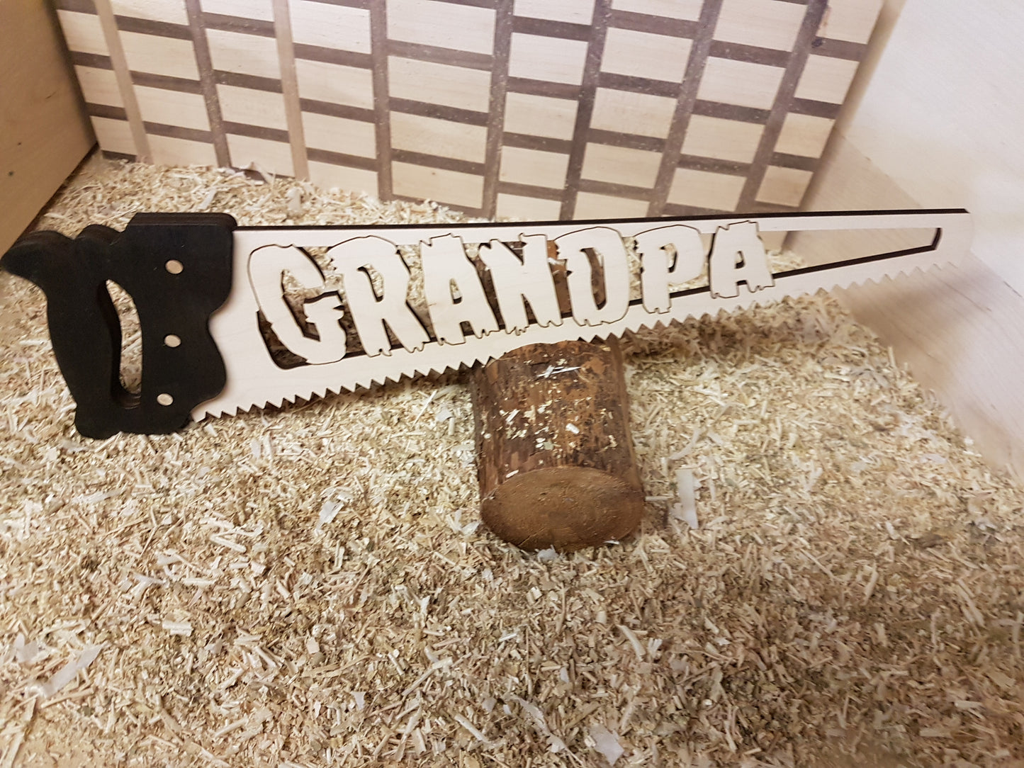 Decorative Wood Saw Sign