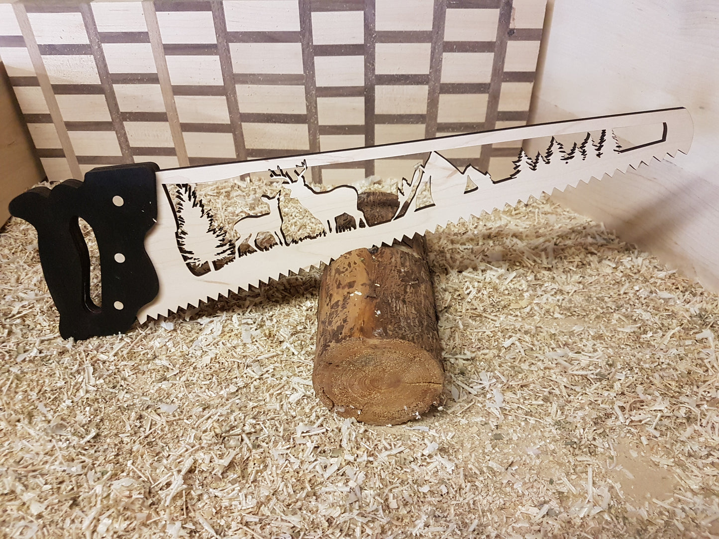 Decorative Wood Saw Sign