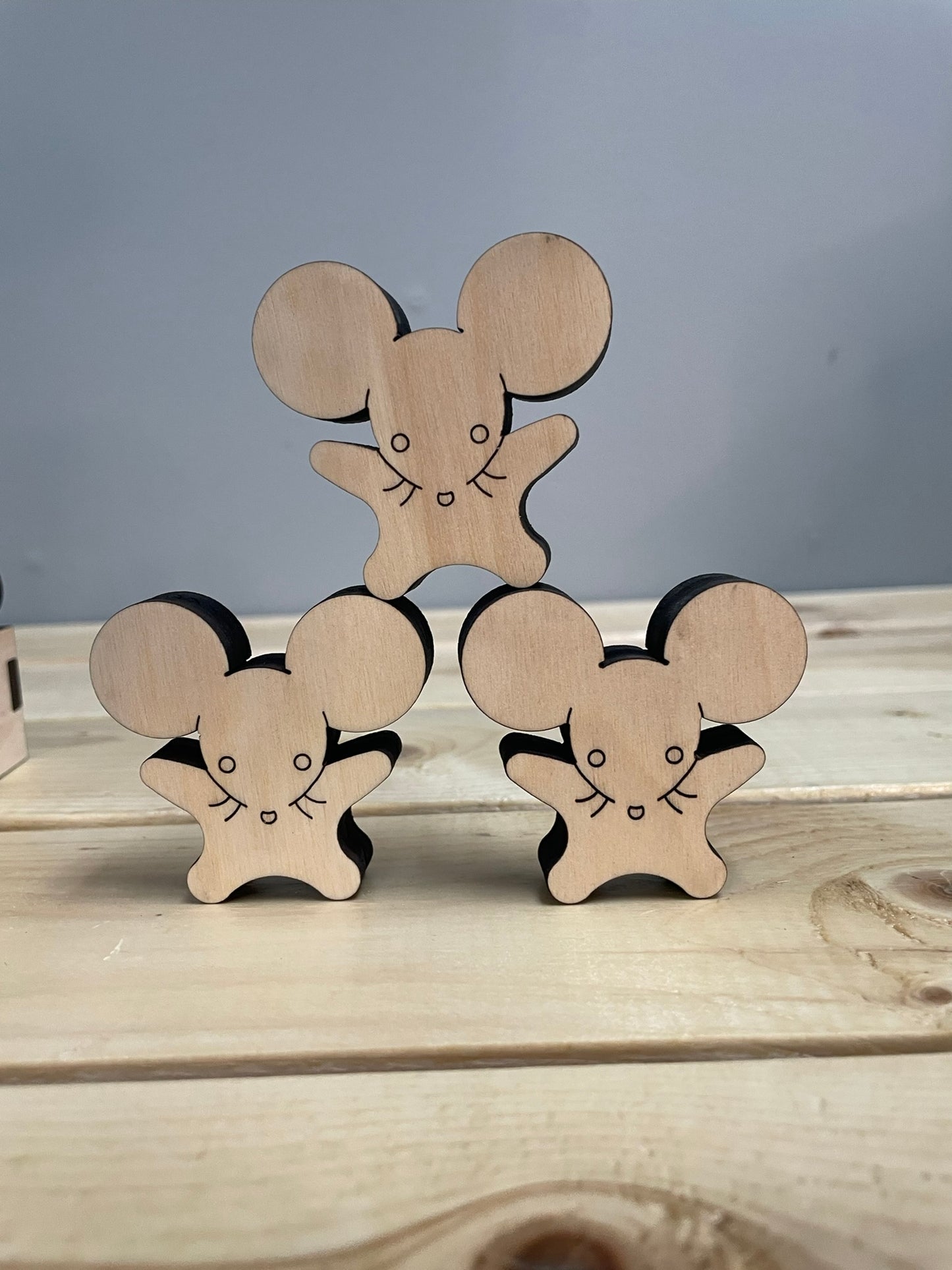The Acrobats Mouse