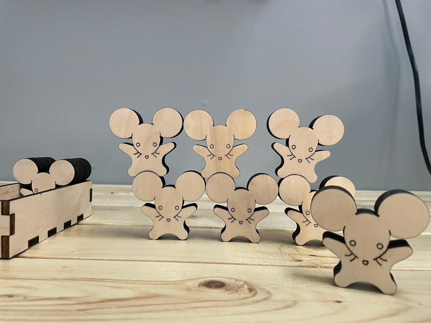 The Acrobats Mouse