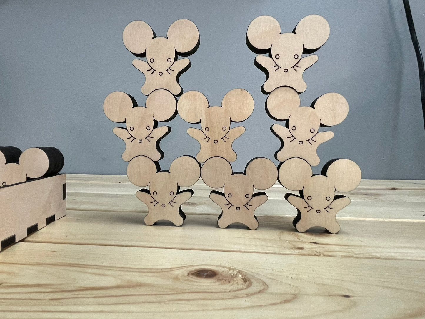 The Acrobats Mouse