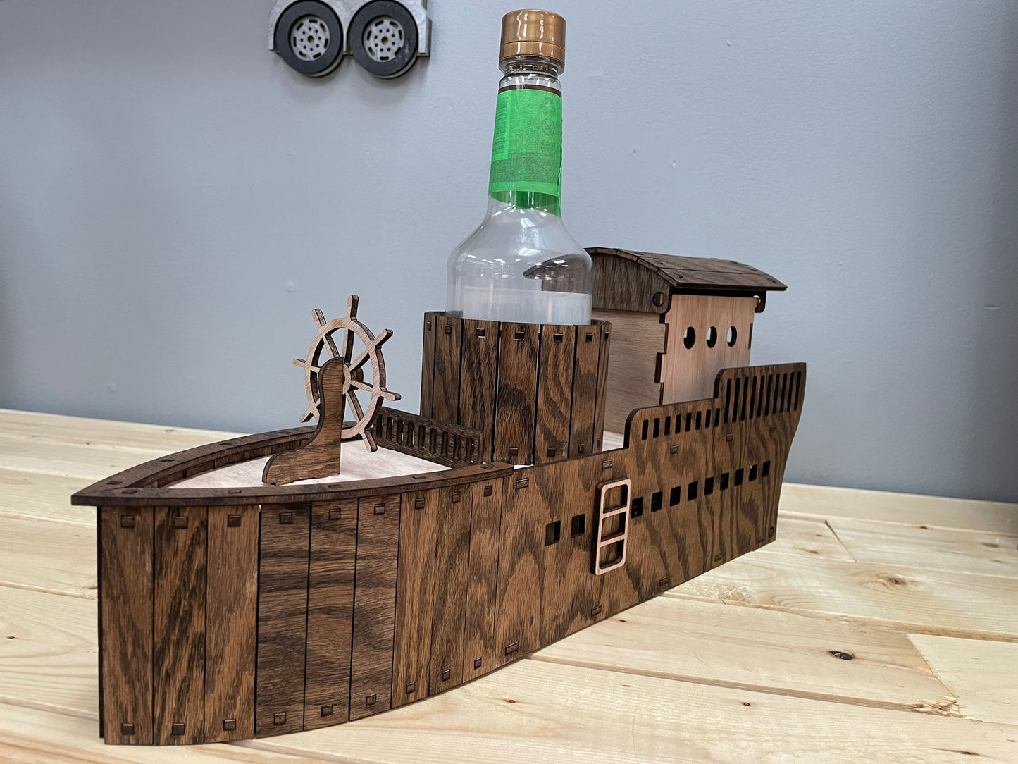 Wine Box Boat Shape