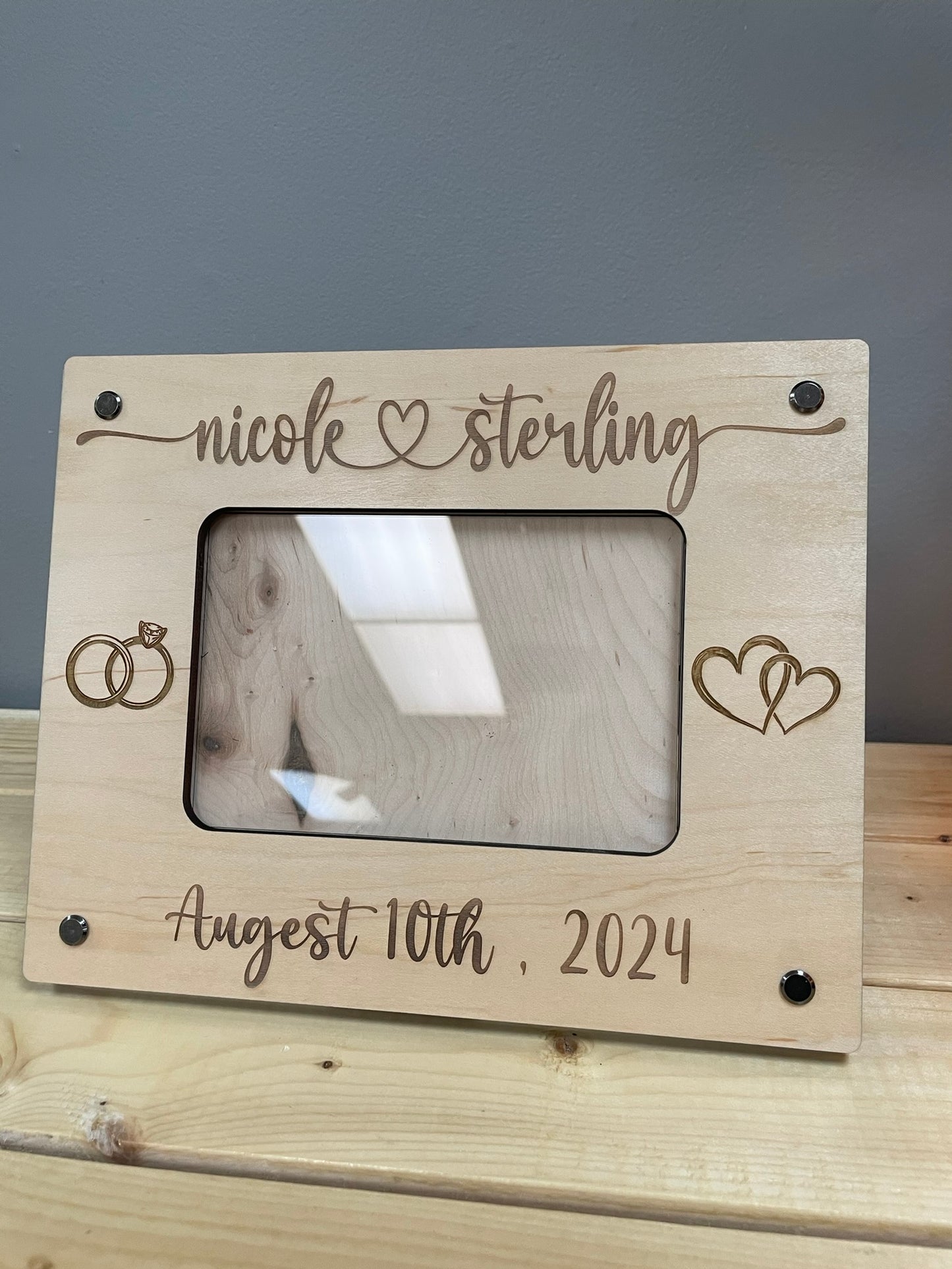Ring heart photo frame