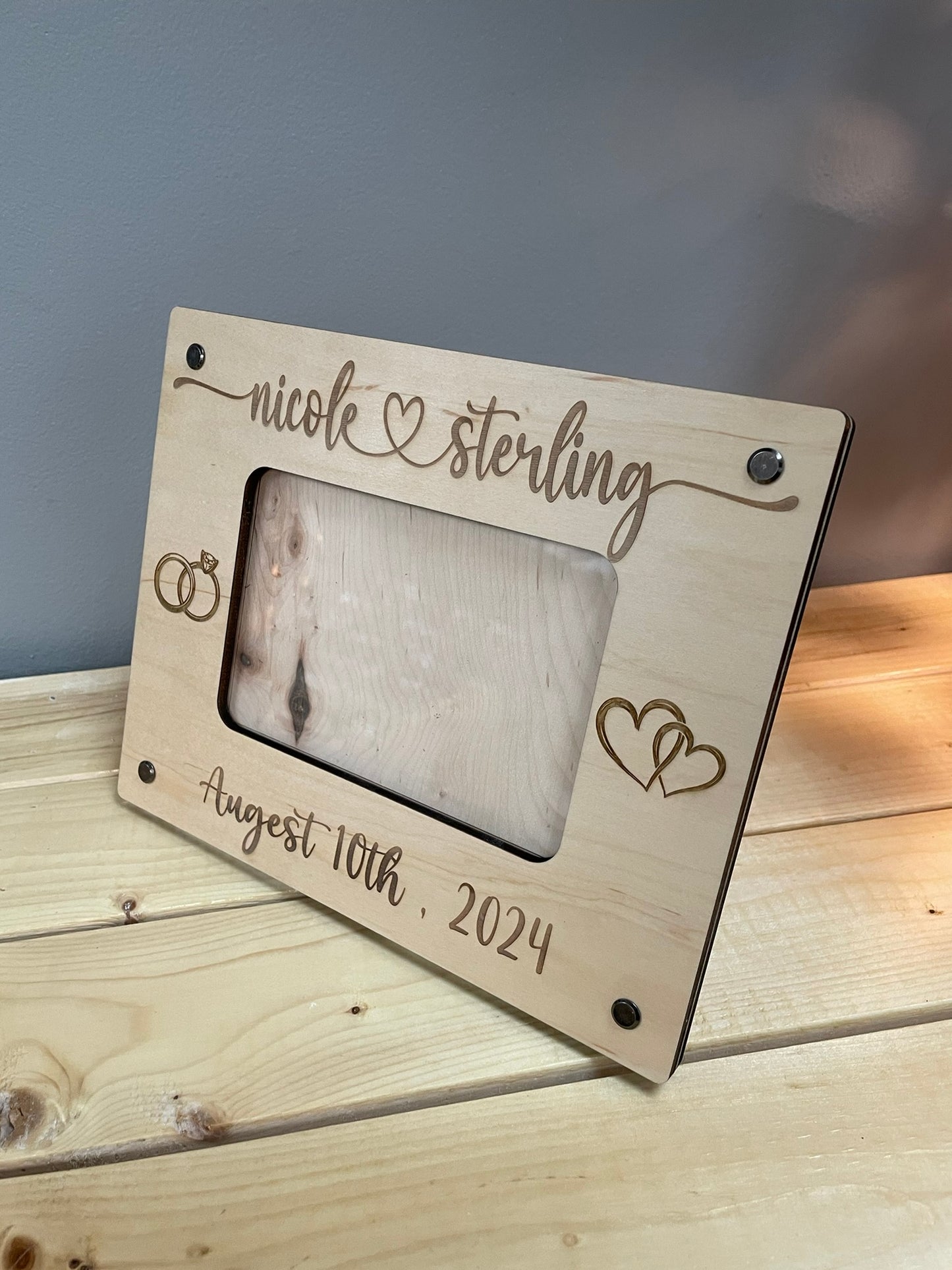 Ring heart photo frame