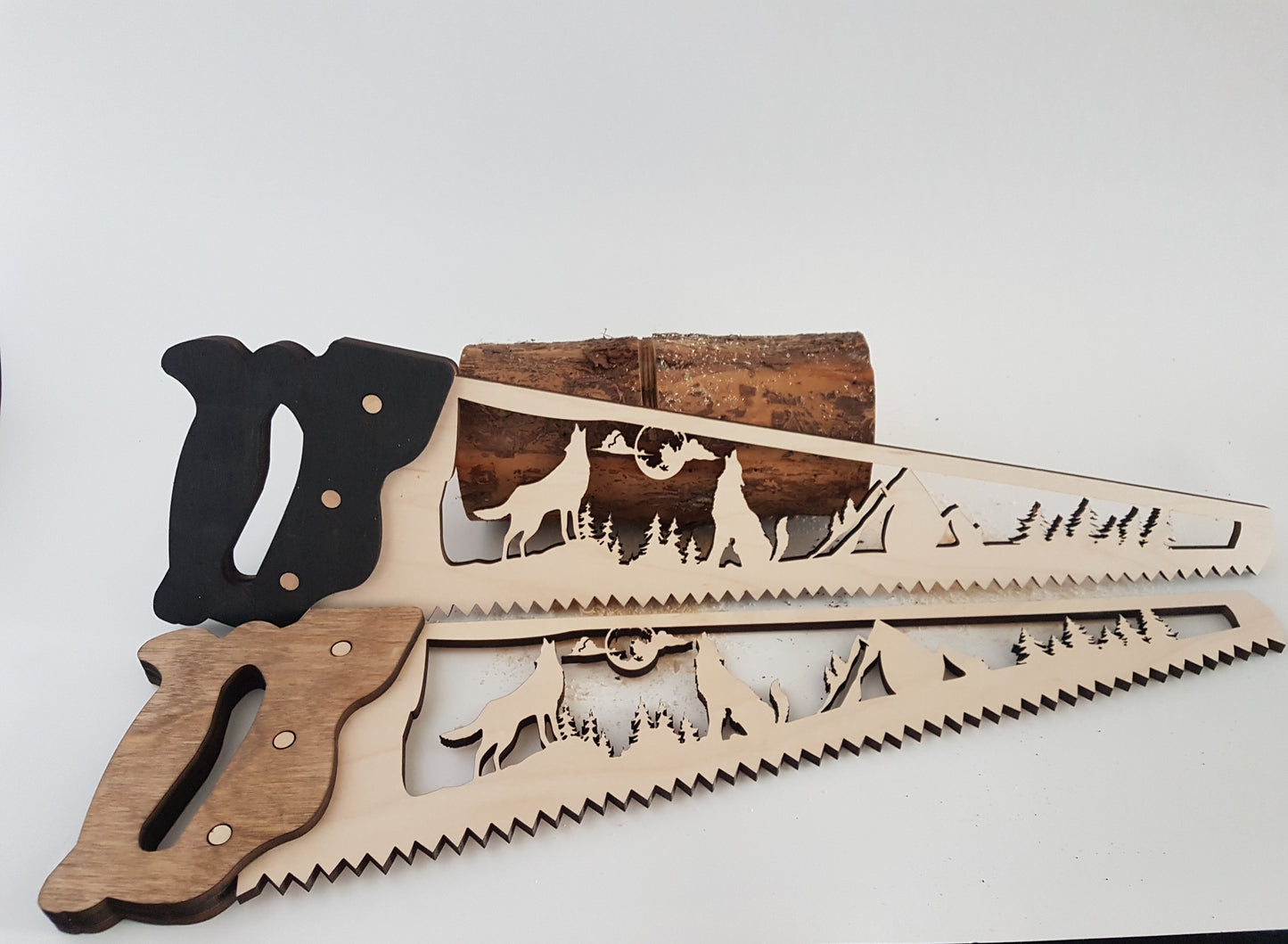 Decorative Wood Saw Sign