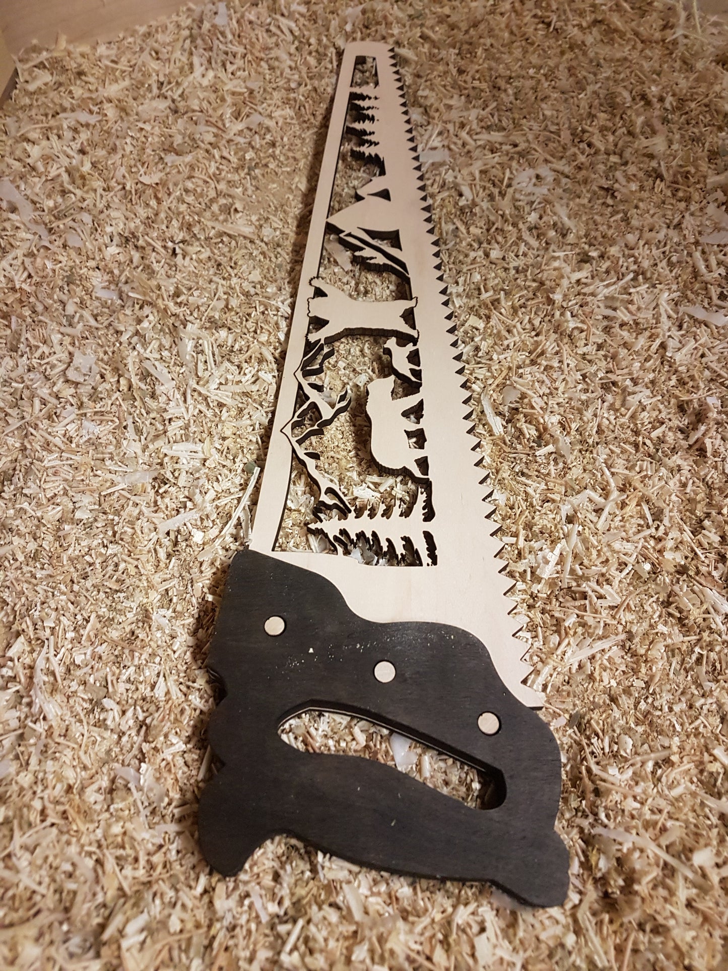Decorative Wood Saw Sign