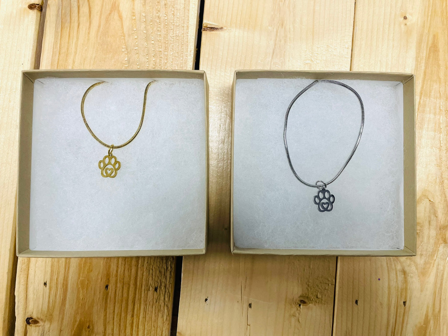 Oakley Paws Necklace