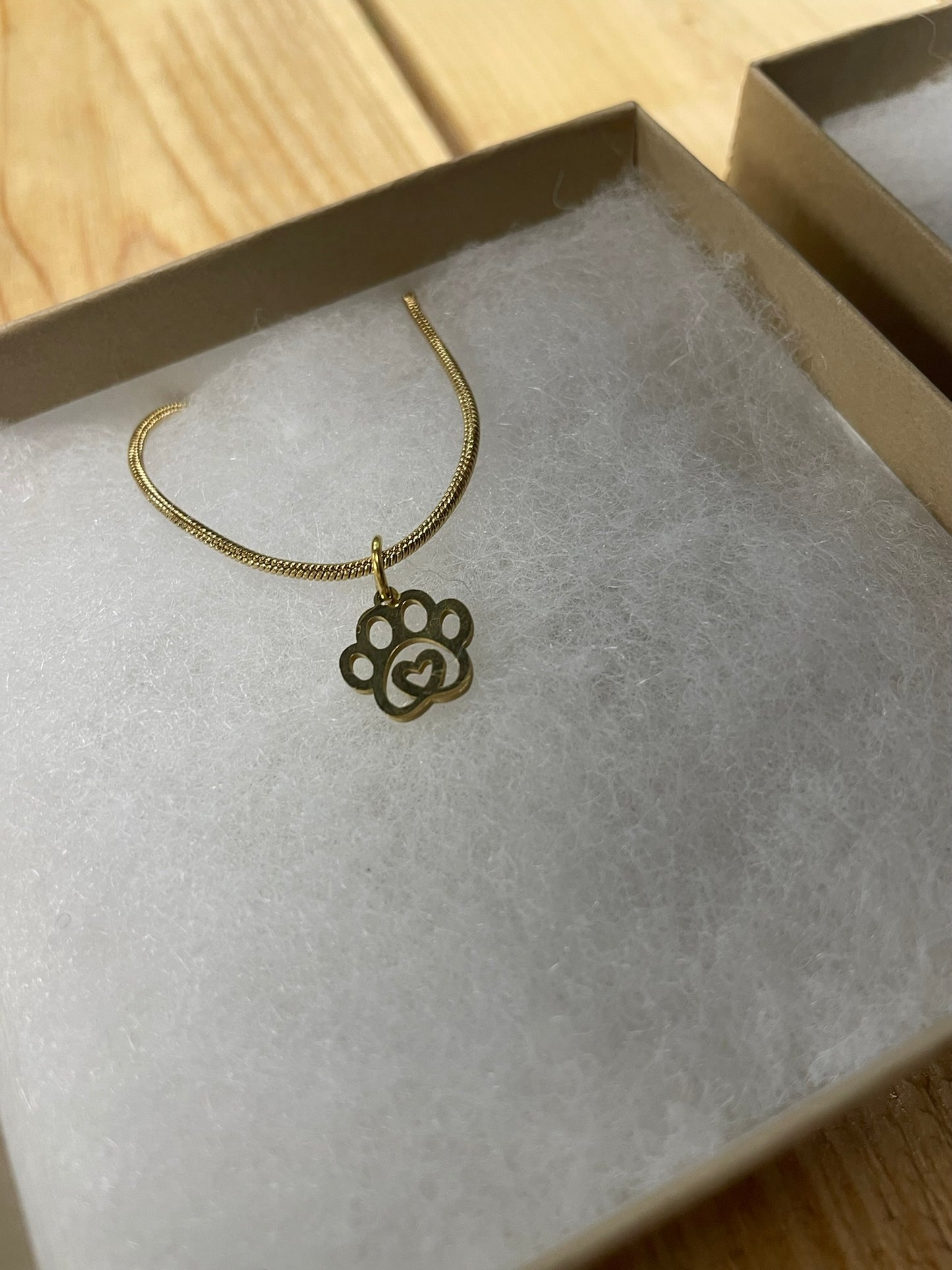 Oakley Paws Necklace
