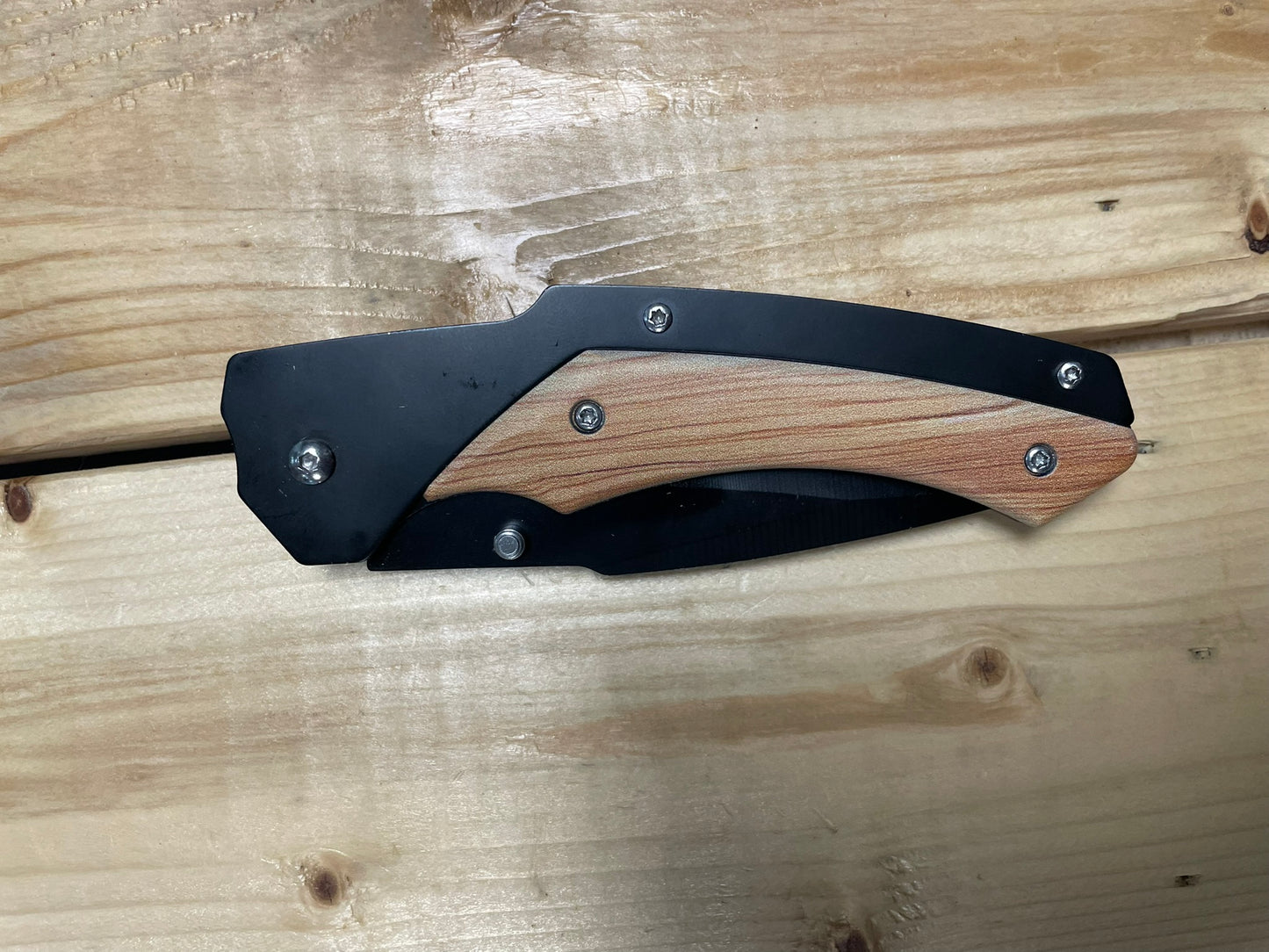 Personalized Engraved Knife Gift Set with Wooden Box