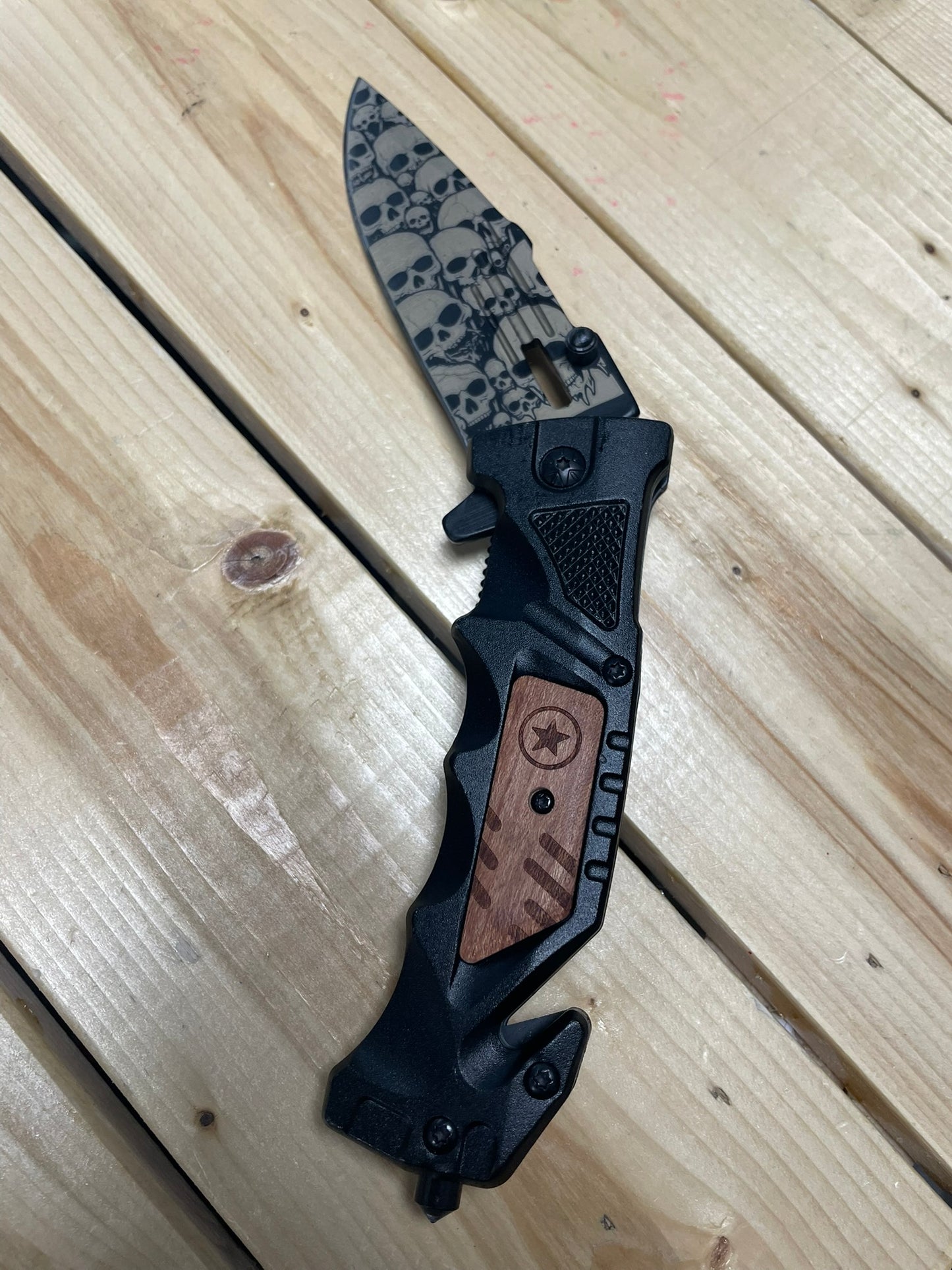 Personalized Engraved Knife Gift Set with Wooden Box
